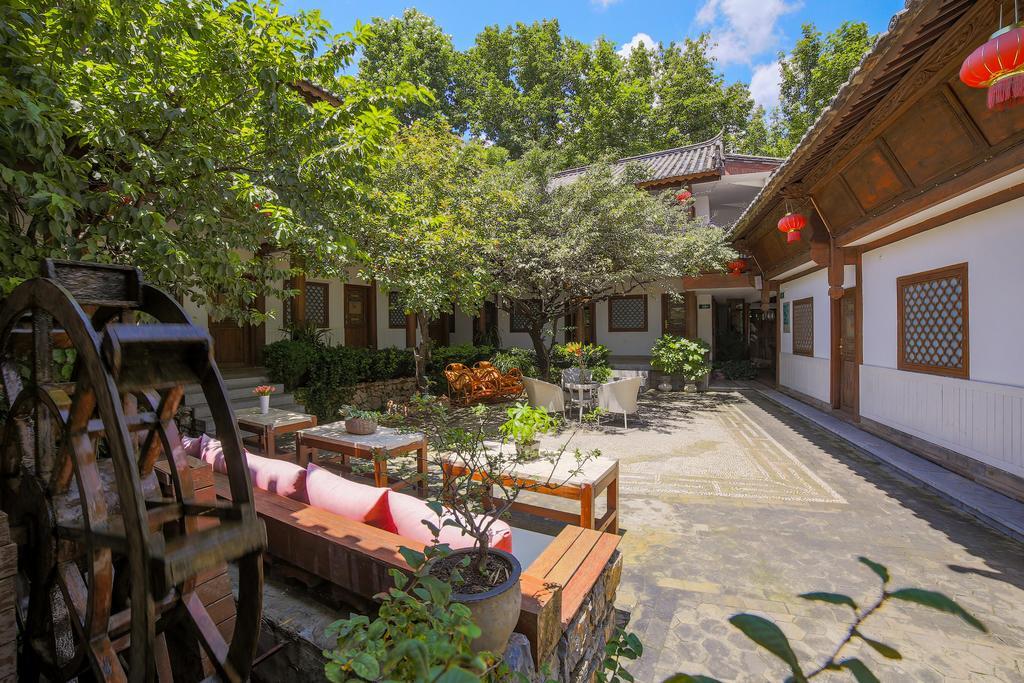 Lijiang Merry Inn Exterior foto